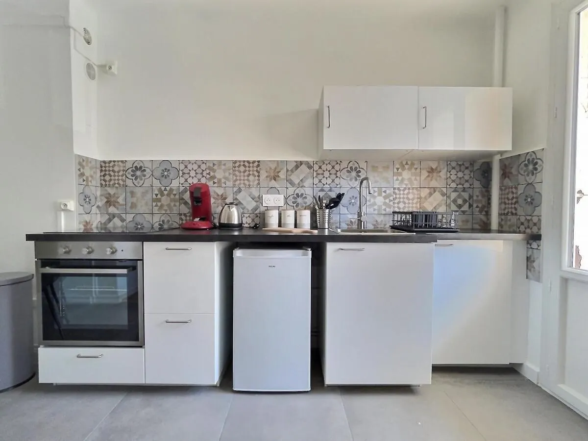 L'Artiste Apartment Valence  0*, Valence (Drome) France